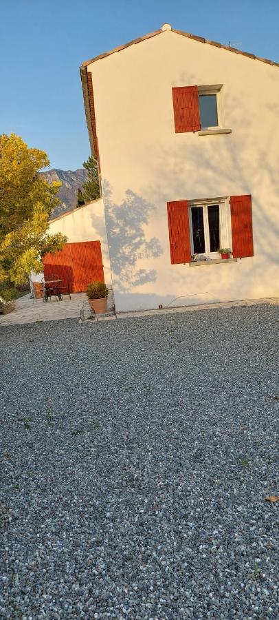 Etxe Laminak Bed & Breakfast Sisteron Ngoại thất bức ảnh